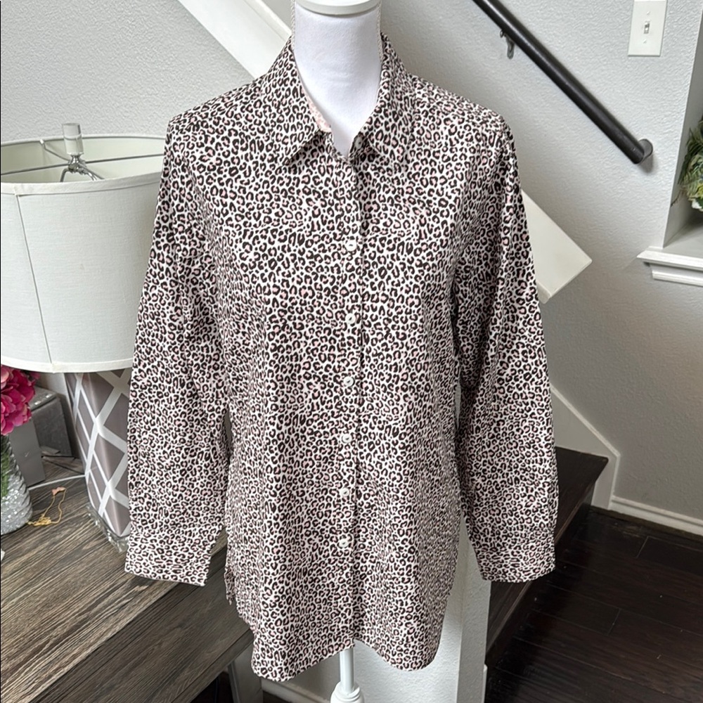 Foxcroft Luxe Leopard Long Sleeve Tunics - Picture 5 of 16